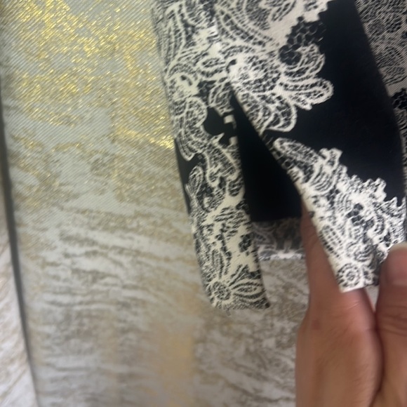 H&M Black And White Patterned Pencil Knee Length Skirt Size 10 - Picture 6 of 15